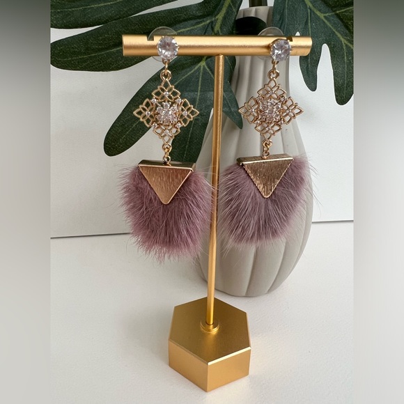 Flirty Dusty Pink Dangle Earrings - Elegant Pink Feather Dangle Earrings - Picture 12 of 16